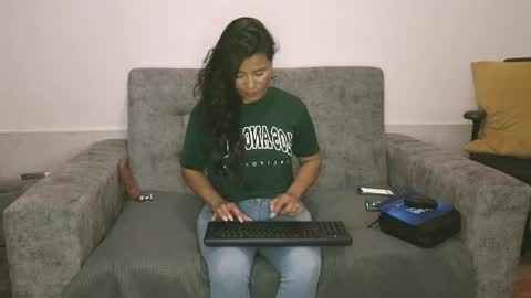 Snapshot of adahira08 chatting on 03/25/26, 02:39 Adahira online show from 03/25/26, 02:39