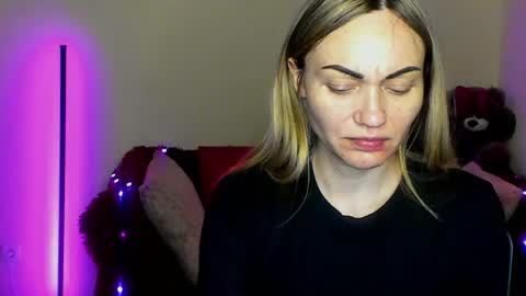 Snapshot of adalina_teacher chatting on 04/18/26, 06:01 Adalina online show from 04/18/26, 06:01
