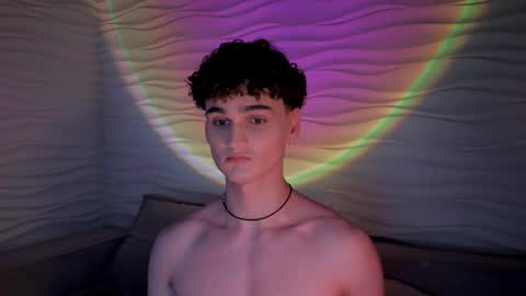 Snapshot of adam_21cm chatting on 03/06/25, 04:49 Adam online show from 03/06/25, 04:49