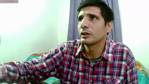 Snapshot of adam_arango chatting on 12/19/25, 11:01 Adam online show from 12/19/25, 11:01