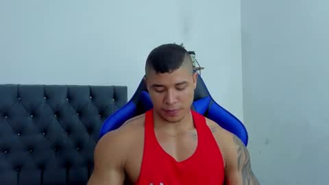 adam boss online show from 09/30/25, 03:39