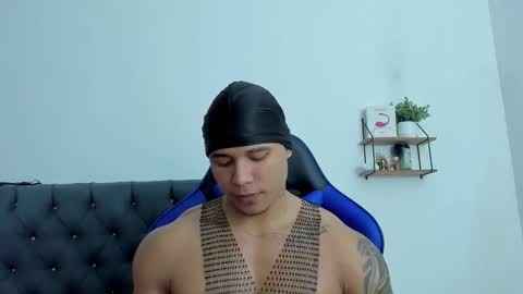 adam boss online show from 12/15/25, 08:29