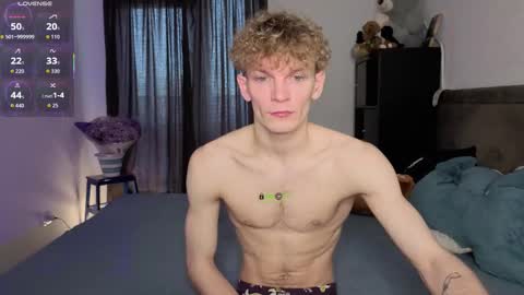 adam_chriss online show from 10/21/25, 09:10