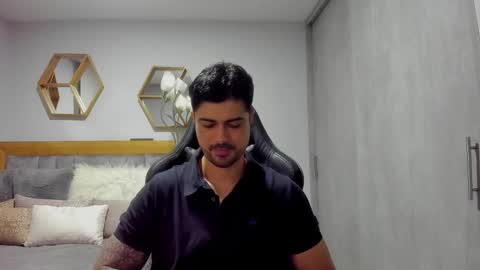 Snapshot of adam_clarke chatting on 01/02/25, 01:17 adam clarke online show from 01/02/25, 01:17