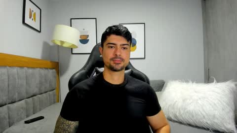 Snapshot of adam_clarke chatting on 11/06/25, 04:02 adam clarke online show from 11/06/25, 04:02