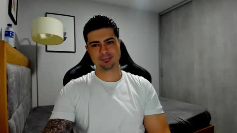 Snapshot of adam_clarke chatting on 01/08/26, 02:36 adam clarke online show from 01/08/26, 02:36