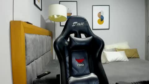 Snapshot of adam_clarke chatting on 01/14/26, 03:12 adam clarke online show from 01/14/26, 03:12