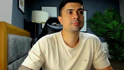 Snapshot of adam_clarke chatting on 03/20/26, 02:16 adam clarke online show from 03/20/26, 02:16