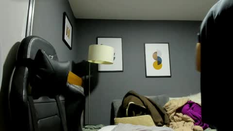 Snapshot of adam_clarke chatting on 04/03/26, 03:37 adam clarke online show from 04/03/26, 03:37