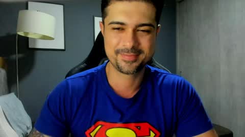 Snapshot of adam_clarke chatting on 04/21/26, 01:53 adam clarke online show from 04/21/26, 01:53