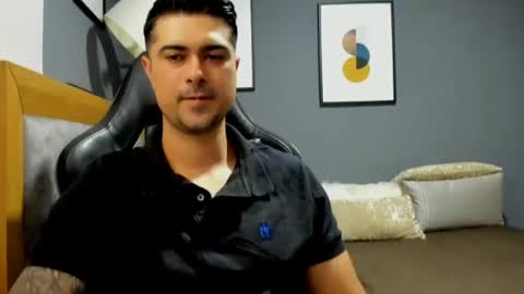 Snapshot of adam_clarke chatting on 06/21/26, 09:39 adam clarke online show from 06/21/26, 09:39