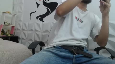 adam_evehotroom online show from 02/11/25, 08:10