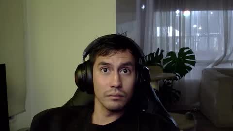 adam_evehotroom online show from 10/10/25, 03:16