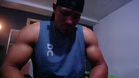 Snapshot of adam_fit19cm chatting on 06/05/26, 02:34 adam_fit19cm online show from 06/05/26, 02:34