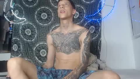 Snapshot of adam_hard_ chatting on 11/18/25, 11:37 Adam online show from 11/18/25, 11:37