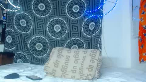 Snapshot of adam_hard_ chatting on 11/21/25, 05:00 Adam online show from 11/21/25, 05:00