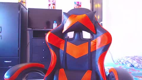 adam hot11 online show from 04/04/26, 09:45