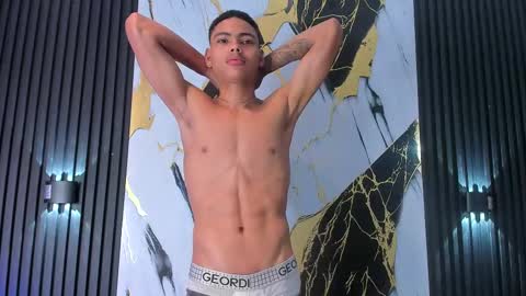 Snapshot of adam_piarse chatting on 02/26/25, 04:36 adam_piarse online show from 02/26/25, 04:36