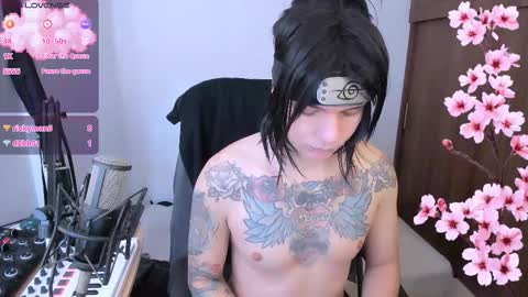 Snapshot of adam_rocket chatting on 03/18/26, 03:26 Adam online show from 03/18/26, 03:26