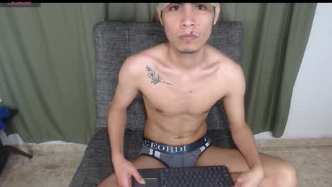 Snapshot of adam_sinclair chatting on 11/11/25, 03:45 adam_sinclair online show from 11/11/25, 03:45