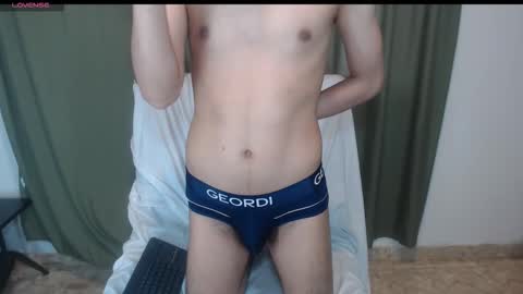 Snapshot of adam_sinclair chatting on 11/17/25, 08:25 adam_sinclair online show from 11/17/25, 08:25