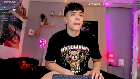 Snapshot of adam_sword4 chatting on 01/21/25, 02:33 Alan and Jordan online show from 01/21/25, 02:33