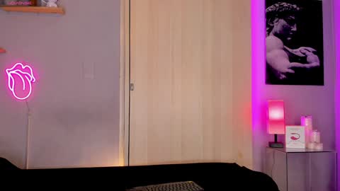 Snapshot of adam_sword4 chatting on 01/27/25, 03:04 Alan and Jordan online show from 01/27/25, 03:04