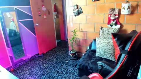 Adam Valencia online show from 01/20/25, 02:14