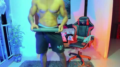 Adam Valencia online show from 10/09/25, 04:54