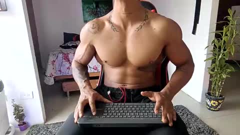 Adam Valencia online show from 11/20/25, 05:01