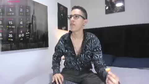 adam_walker_1 online show from 06/12/26, 03:11