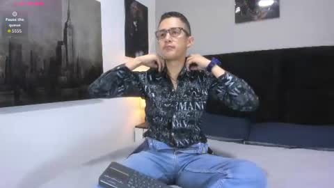 adam_walker_1 online show from 06/18/26, 03:49