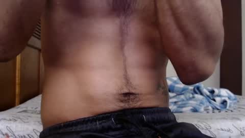 instagram  adam x256 online show from 02/08/25, 12:50