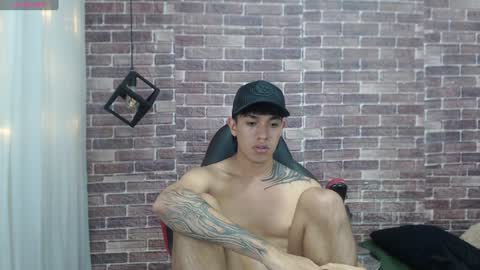 Snapshot of adamcoox chatting on 01/16/25, 08:11 Adam online show from 01/16/25, 08:11