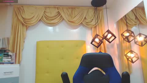 Snapshot of adamcoox chatting on 01/27/25, 06:41 Adam online show from 01/27/25, 06:41