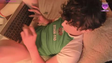 Snapshot of adamdayt chatting on 01/22/25, 04:13 Adam Dayt online show from 01/22/25, 04:13