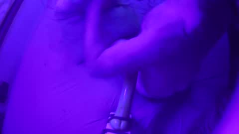 Snapshot of adamineve chatting on 01/06/25, 03:31 adamineve online show from 01/06/25, 03:31