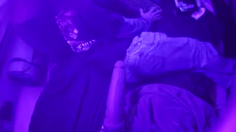 Snapshot of adamineve chatting on 01/27/25, 11:00 adamineve online show from 01/27/25, 11:00