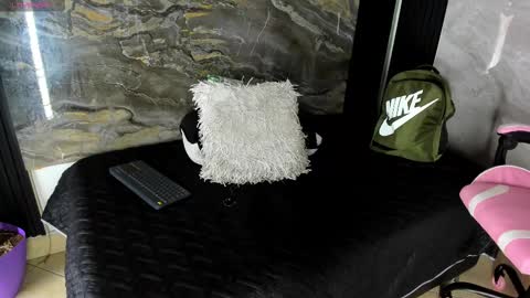 adamparker_ online show from 02/25/25, 03:27