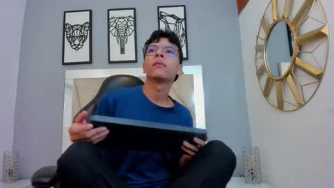 Adams Bobby online show from 03/19/26, 11:14