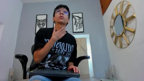 Adams Bobby online show from 03/23/26, 11:14