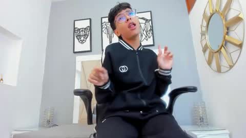 Adams Bobby online show from 04/18/26, 11:14