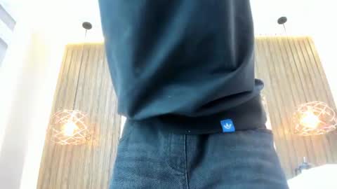Snapshot of adams_bobby chatting on 06/17/26, 11:12 Adams Bobby online show from 06/17/26, 11:12