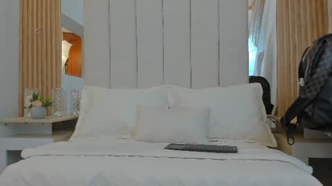 Snapshot of adams_bobby chatting on 07/19/26, 11:14 Adams Bobby online show from 07/19/26, 11:14