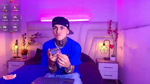 Snapshot of adamswalkerr_ chatting on 02/04/26, 12:33 AdamsWalkerr online show from 02/04/26, 12:33