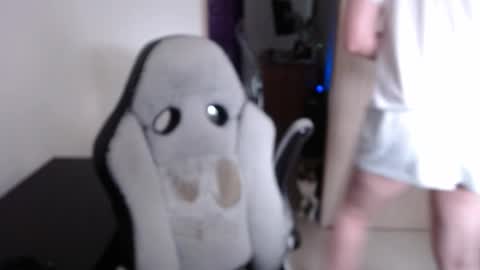 Snapshot of adamussutekh chatting on 12/05/24, 03:39 Adam online show from 12/05/24, 03:39