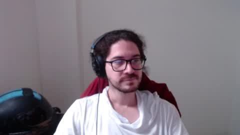 Snapshot of adamussutekh chatting on 02/23/25, 01:21 Adam online show from 02/23/25, 01:21