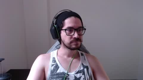 Snapshot of adamussutekh chatting on 03/09/25, 02:43 Adam online show from 03/09/25, 02:43