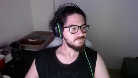 Snapshot of adamussutekh chatting on 09/17/25, 11:45 Adam online show from 09/17/25, 11:45