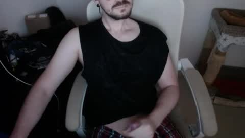 Snapshot of adamussutekh chatting on 07/30/26, 02:05 Adam online show from 07/30/26, 02:05